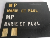 lettre-metal-adhesive-funeraire