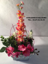 corbeille-osier-carre-blanc-fleurs