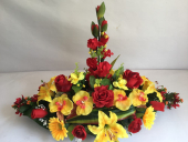 plateau-oval-fleur-rouge